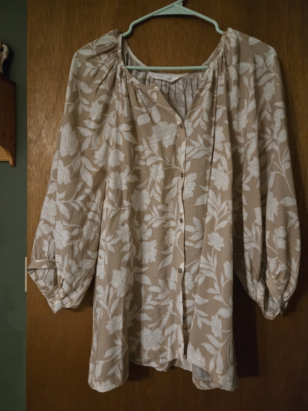 Taupe Floral Button-Front Blouse with White Print Lauren Conrad
